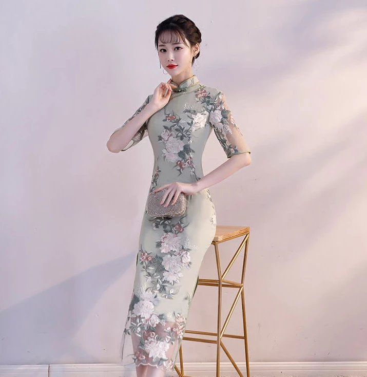 繡花旗袍裙，方寸之間心盡顯女人之美